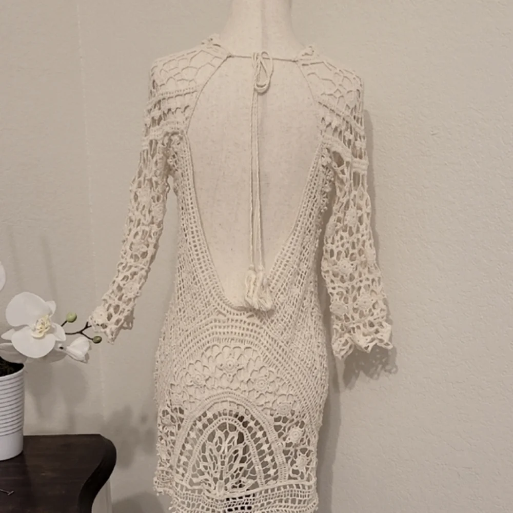 Cream 3/4 Sleeve Cropped Swim Coverup - Picture 2 of 2